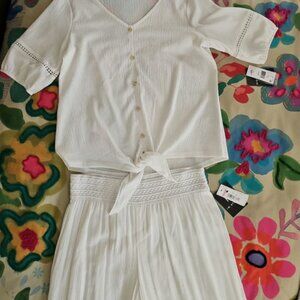 I.N. Studio Gauzy Pants/Top Set - Size L - NWT